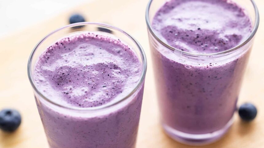 Blueberry Smoothie - The Stay At Home Chef