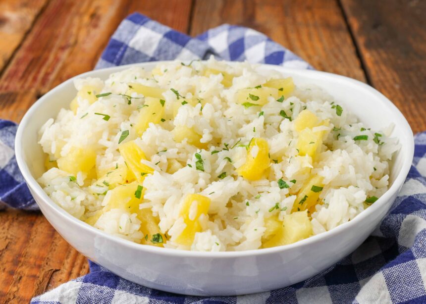 Pineapple Rice - Barefeet in the Kitchen