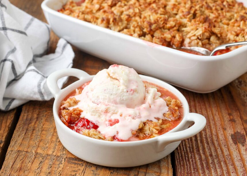 Strawberry Crisp - Barefeet in the Kitchen