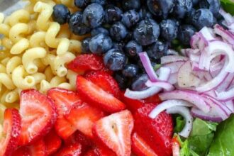 Strawberry Spinach Pasta Salad - Barefeet in the Kitchen