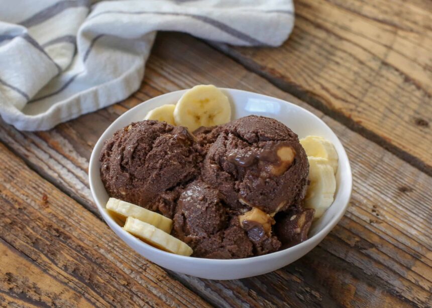 Vegan Chocolate Ice Cream - Barefeet in the Kitchen