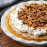 Butterfinger Pie | Cookies and Cups