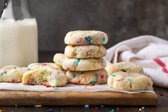 Funfetti Cookies | Cookies and Cups