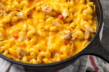 Creamy King Ranch Mac and Cheese