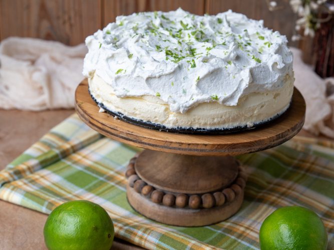 Easy Best Low-Carb Sugar-Free Keto Lime Cheesecake