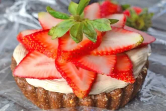 15 Scrumptious Plant-Based Strawberry Shortcake and Tart Recipes – One Green Planet