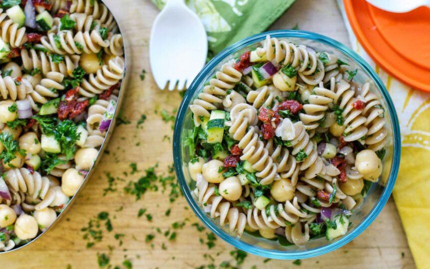 15 Summery Pasta Salads For Your 4th of July Cookout! – One Green Planet