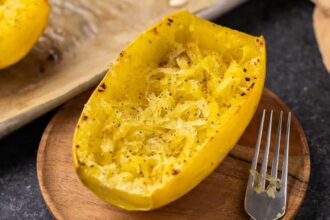 How to Cook Spaghetti Squash