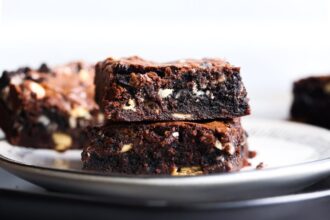 Bombshell Oreo Brownies Recipe | Cookies and Cups