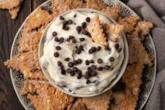 The Best Cannoli Dip | Cookies and Cups