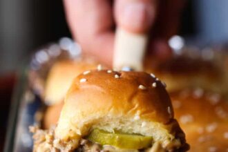 Crazy Delicious Cheeseburger Sliders | Cookies and Cups