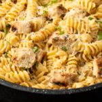 Garlic Parmesan Chicken Pasta | Cookies and Cups