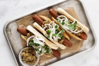 10 Vegan Hot Dogs and Sausages to Make at Your Next Barbecue! – One Green Planet