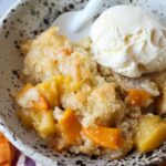 Easy Peach Cobbler Recipe | Cookies and Cups