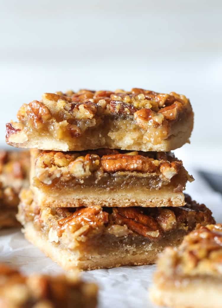 Easy Pecan Pie Bars Recipe