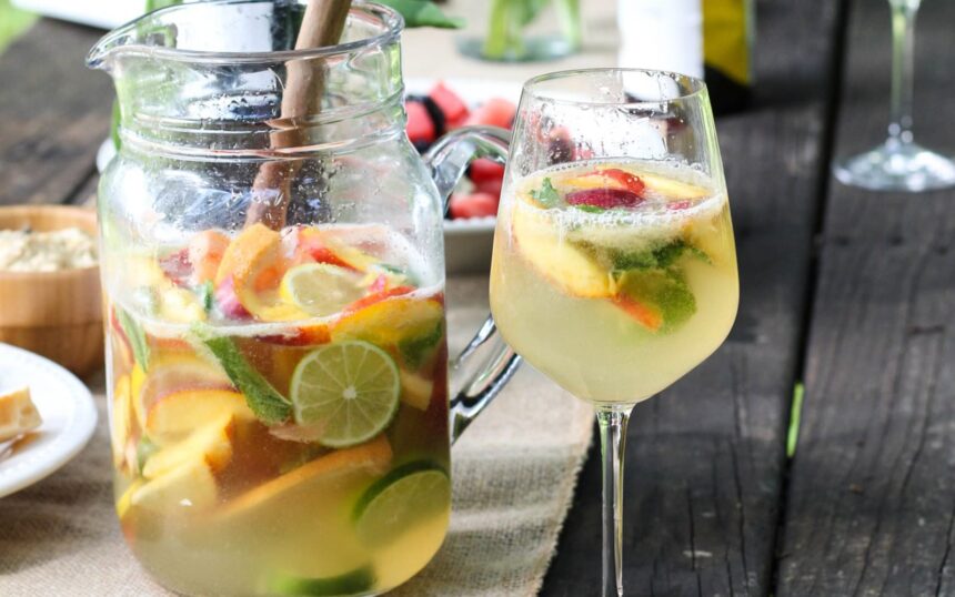 12 Delicious Fruity Cocktails and Mocktails! – One Green Planet