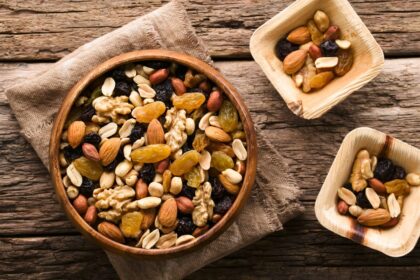 10 Delicious Vegan Trail Mixes – One Green Planet