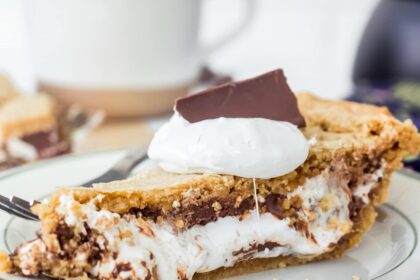 S'mores Pie - A Crazy Delicious Pie Recipe