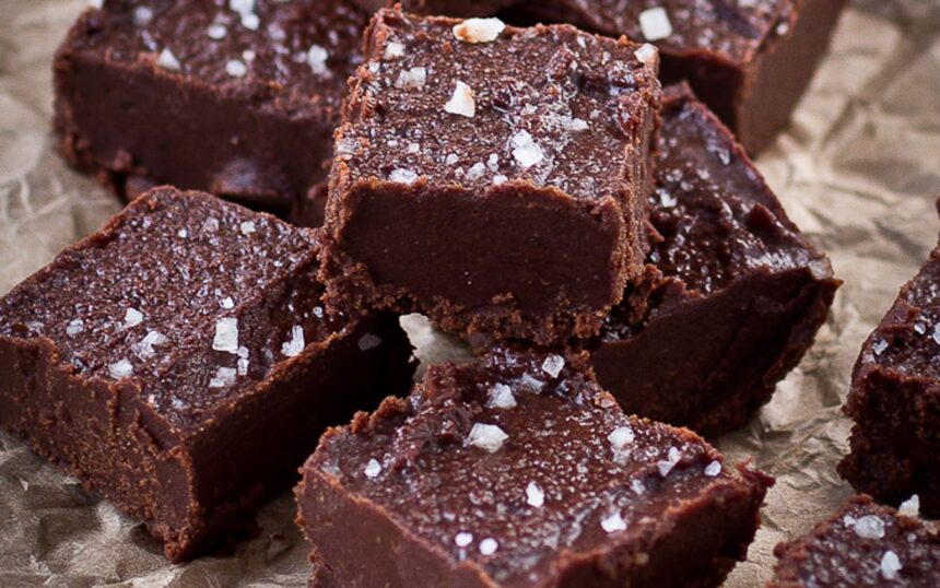 16 Chewy, Gooey, Nutty Vegan Fudge Recipes – One Green Planet