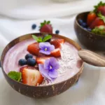15 Berrylicious Smoothies and Smoothie Bowls – One Green Planet