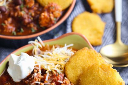 Turkey chili with sour cream and cheese.