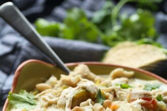 Easy White Chicken Chili Recipe