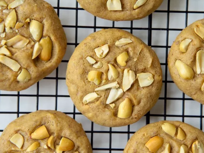 Soft Peanut Butter Cookies [Vegan] – One Green Planet