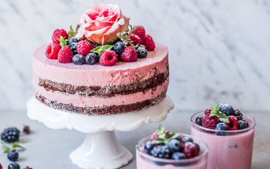 15 Decadent and Delicious Raspberry Cakes Made Vegan – One Green Planet