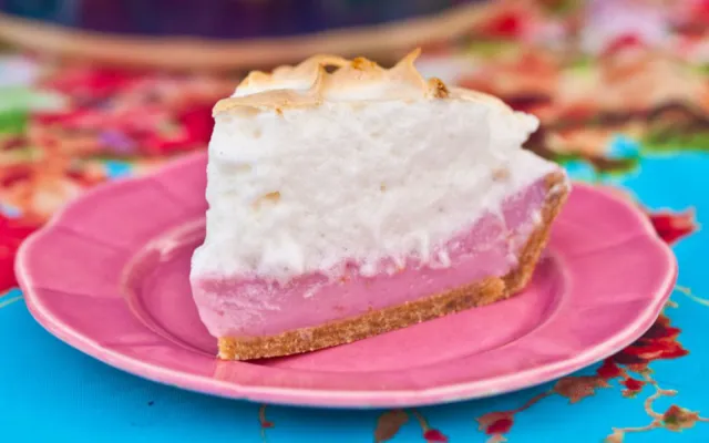 10 Lucious Vegan Lemon Meringue Pies and More – One Green Planet