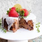 10 Dairy-Free, Eggless Berry Cakes Perfect for Summertime! – One Green Planet