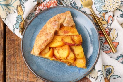 Peach Galette - Barefeet In The Kitchen