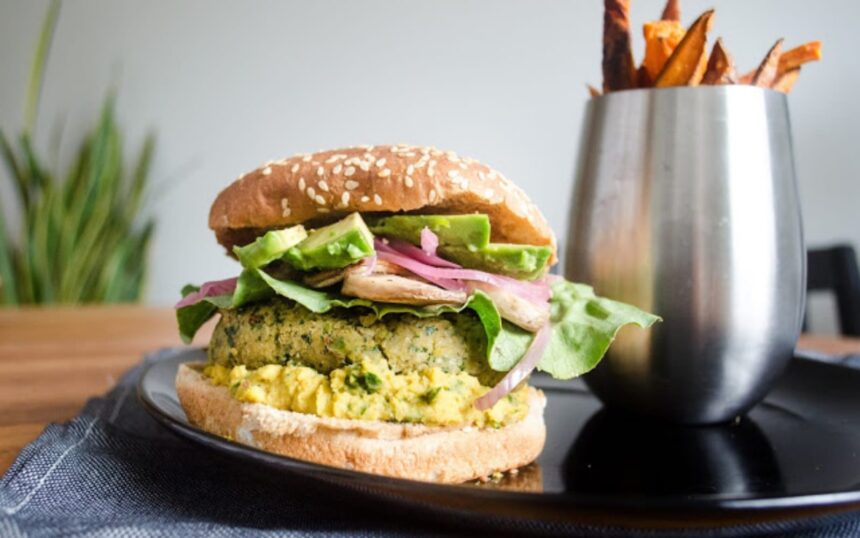 Curry Chickpea Kale Burgers and Baked Sweet Potato Fries [Vegan] – One Green Planet