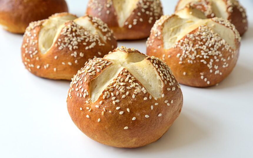 Pretzel Buns