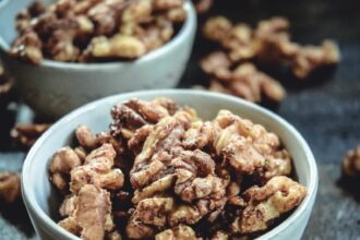 Maple Cardamom Candied Walnuts [Vegan, Paleo] – One Green Planet