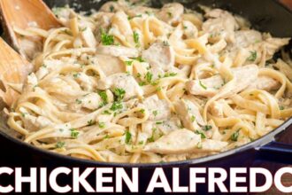 Chicken Fettuccine Alfredo Recipe - Easy Dinner