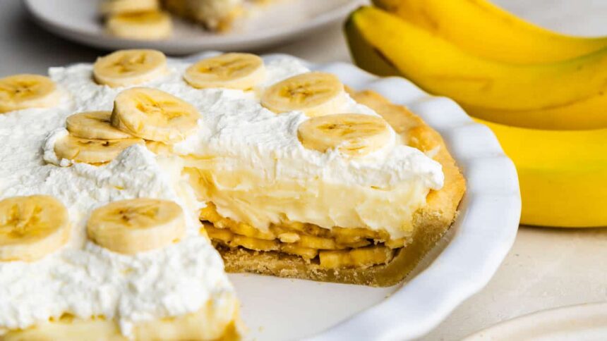 Banana Cream Pie - The Stay At Home Chef