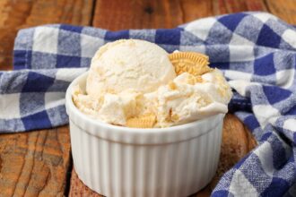 Golden Oreo Ice Cream - Barefeet in the Kitchen