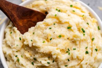 Smoked Gouda Mashed Potatoes - The Stay At Home Chef