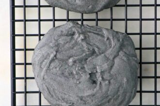 Soft Baked Activated Charcoal Cookies [Vegan] – One Green Planet