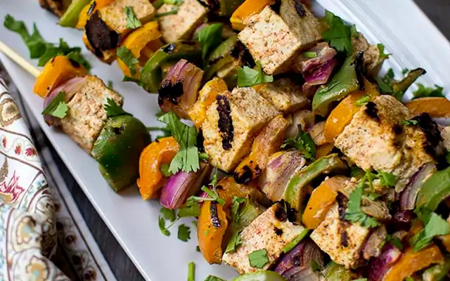 15 Plant-Based Recipes for Kebabs and Skewers – One Green Planet