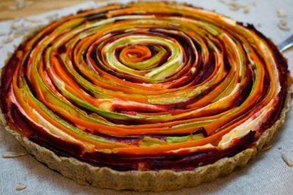 Vegetable Rose Tart With Cheesy Sun-Dried Tomato Filling