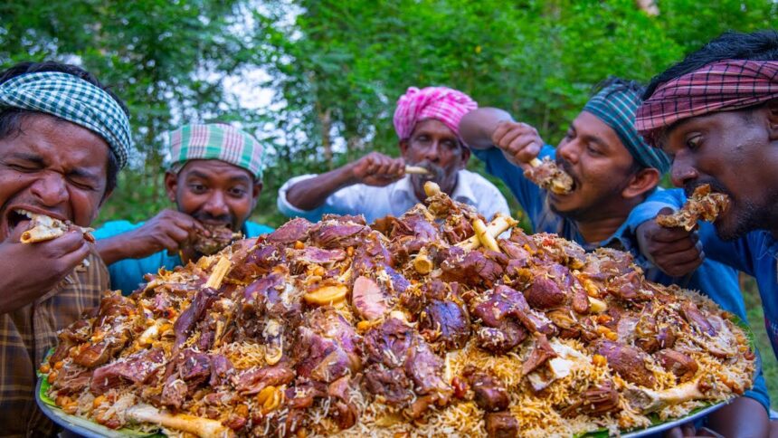 PESHAWARI CHAWAL | Pakistan Special Golden Pulao Recipe Cooking in Indian Village | Mutton Recipes