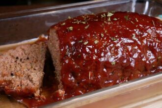 Meatloaf Recipe | How I make a meatloaf | The Simple Way