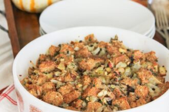 Fennel, Fig and Apple Stuffing [Vegan] – One Green Planet