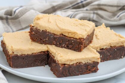 Brownies with Peanut Butter Frosting