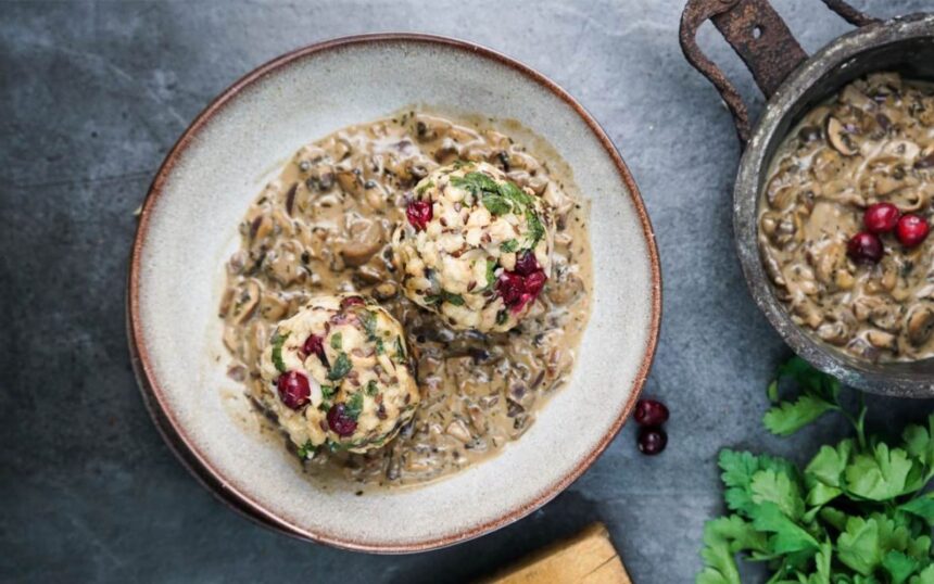 Cranberry Bread Dumplings With Mushroom Sauce b