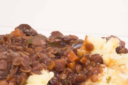 Rich Mushroom And Lentil Stew Over Creamy Mash [Vegan, Gluten-Free] – One Green Planet