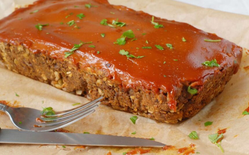 10 Satisfying Veggie Meatloaf Recipes You Need To Make This Thanksgiving! – One Green Planet