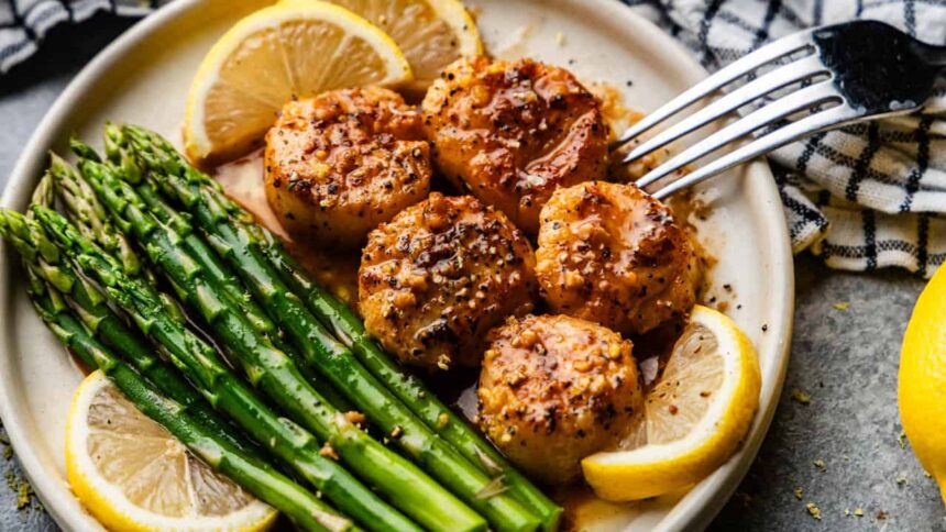 Lemon Garlic Scallops - The Stay At Home Chef