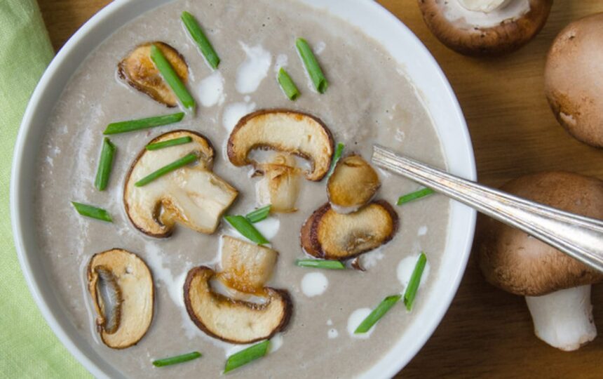 Creamy Mushroom Bisque [Vegan] – One Green Planet